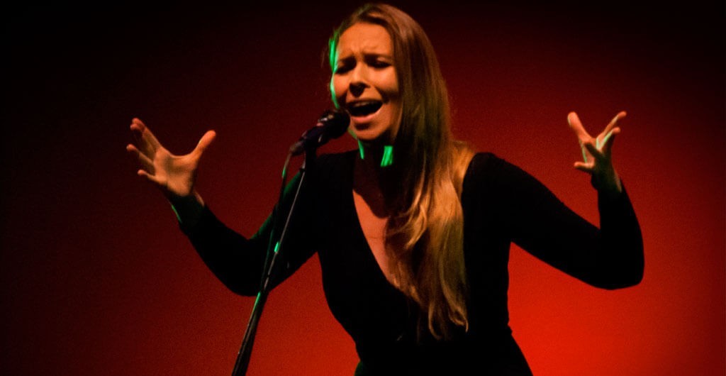 ROCÍO MÁRQUEZ EN EL AUDITORIO NACIONAL DE MÚSICA