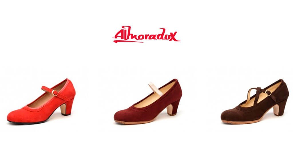 ¿CÓMO TIENEN QUE SER TUS PRIMEROS ZAPATOS DE BAILE?