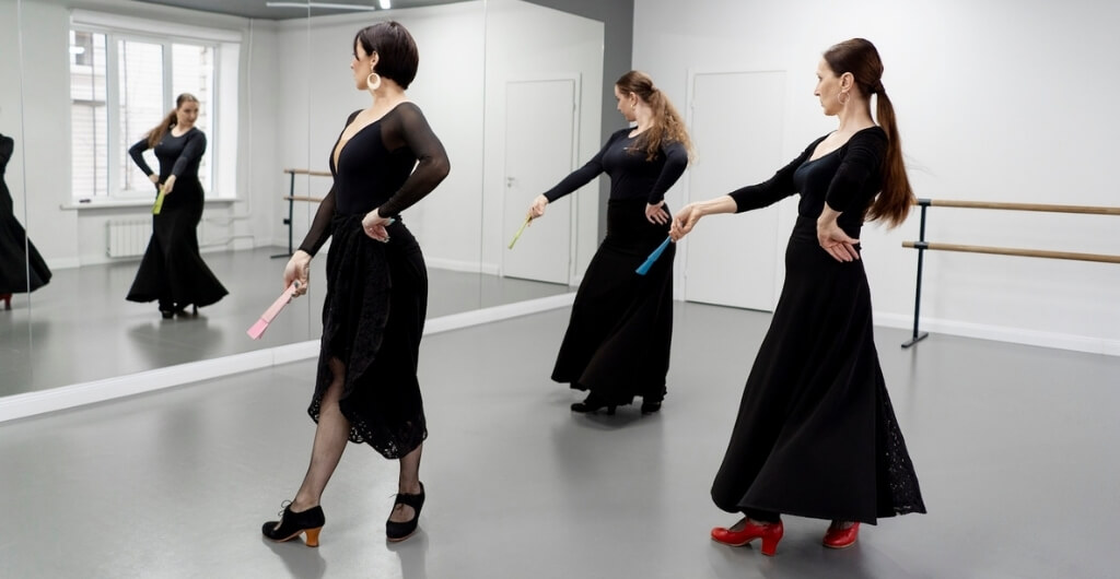 Zapatos de baile flamenco en academias profesionales
